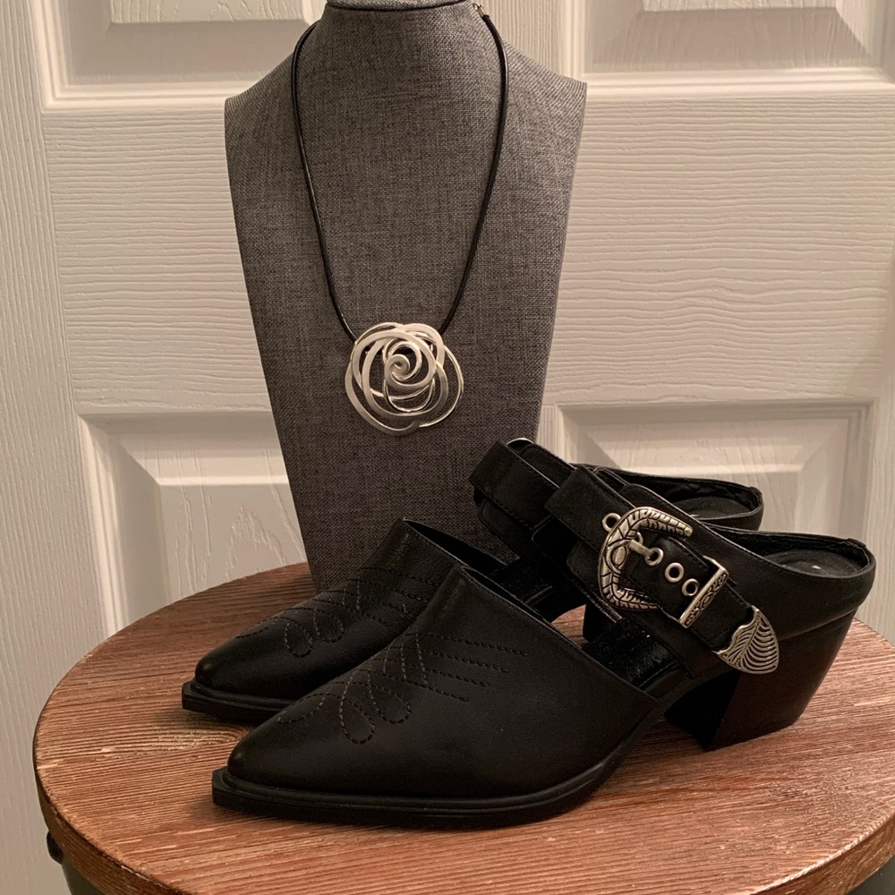 Sbicca Black Mules with Silver Buckle With Beautiful Ikita necklace